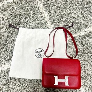 Red Constance size 24